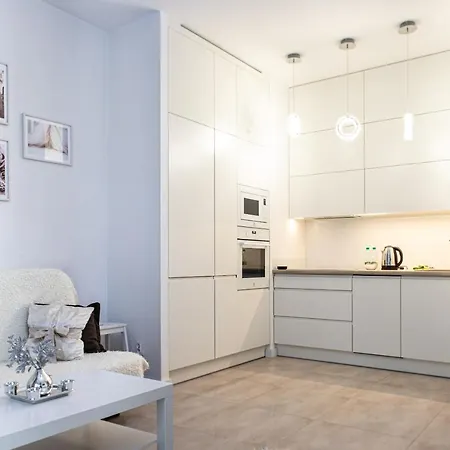 Wola Glamour Apartment Warsaw